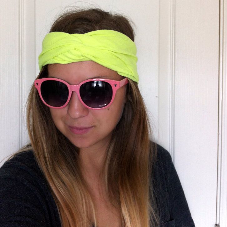 How To Make A Turban With A T Shirt the DIY: NO SEW TURBAN HEADBAND FROM A T-SHIRT